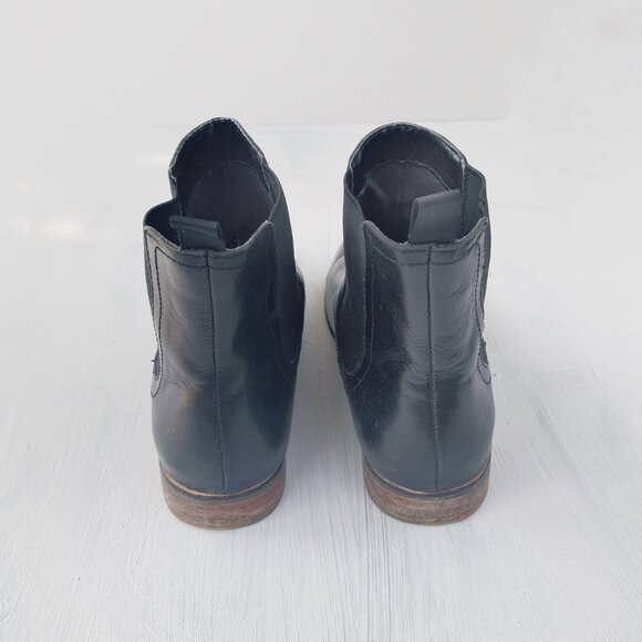 Black Leather Dolce Vita Coraline Chelsea Boots - Picture 4 of 9
